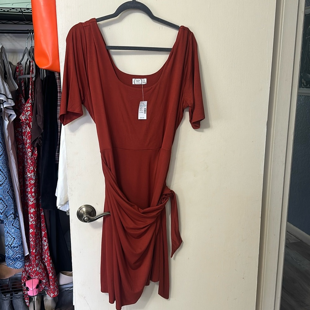 XL mini/midi wrap dress